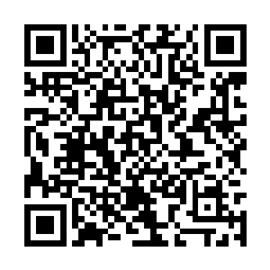 他的身上也渐渐地被一团金色的气流给包裹了起来二维码生成