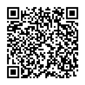 公司里负责生产方面的副总陈庆洲一路小跑着从办公楼那边跑了过来二维码生成