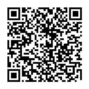 再瞄瞄自己那双紧紧合拢且用力摩擦却因为长生洒在上面的黏液不得长拢的双腿二维码生成