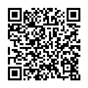 四个巨大的撞角用不知名的金属炼制成凶兽模样二维码生成