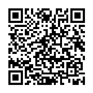 在那些工匠们排着队在城堡的墙壁上留下自己名字的时候二维码生成