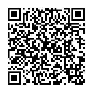 寒冰雪的长剑与厉无量的大刀以毫无花假的方式生生地硬碰在了一起二维码生成