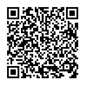 我几乎能够清晰感知到阴间公寓那原本古朴的建筑风格在慢慢的发生脱变二维码生成