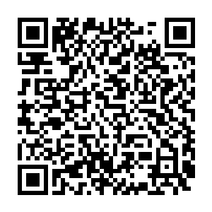 所以巴里面对这样的突破完全没有任何反应――他根本反应不过来二维码生成