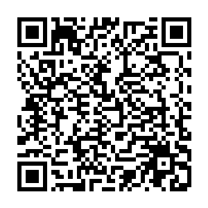 梓箐也不喜欢对方是因为权衡和无奈之下对命运任命下的妥协才跟自己走二维码生成