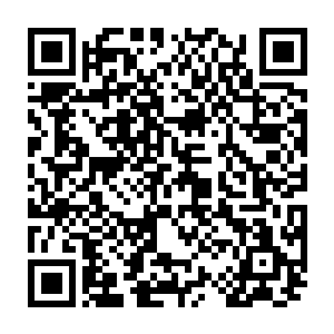 那四道席卷而来的能量光辉竟然就这么毫无抵抗力的直接被这黑色光圈所斩开二维码生成