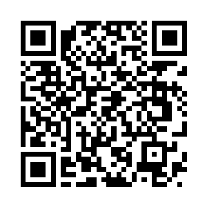 随手从里面取出一根盘成一团的金针二维码生成